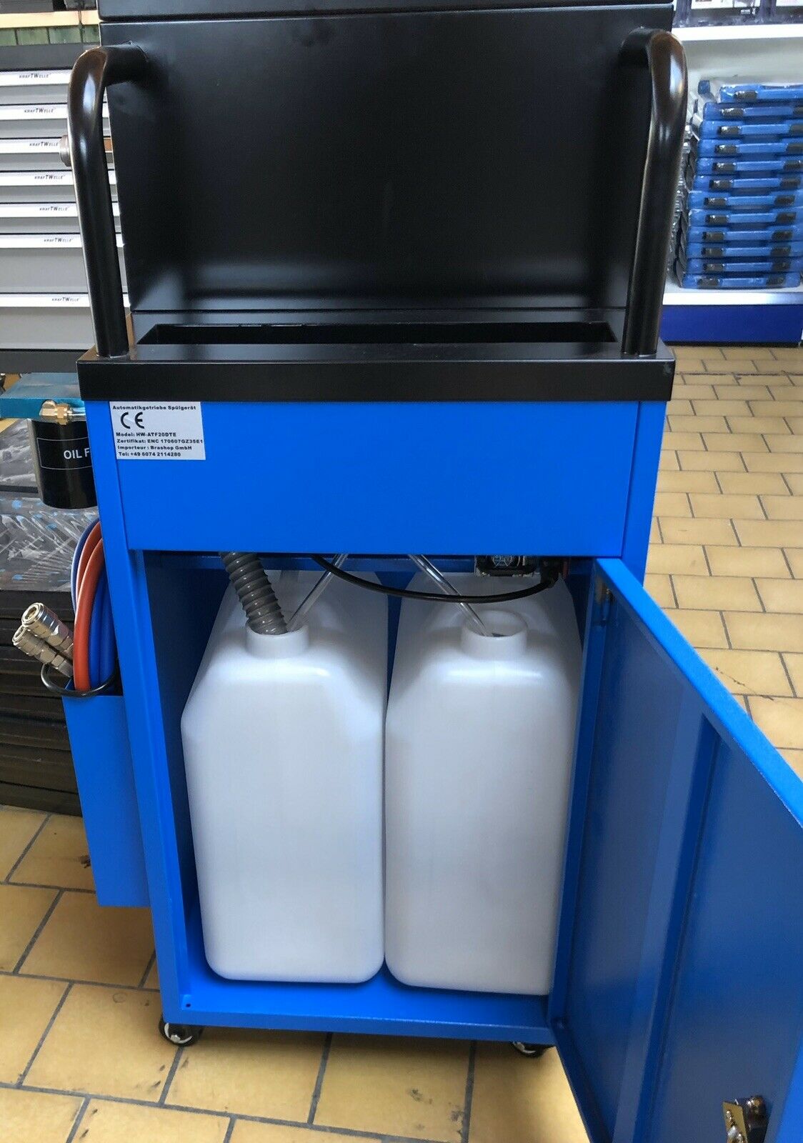 Zařízení pro výměnu oleje v automatických převodovkách